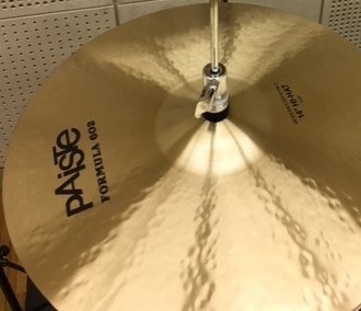 Rootsドラムスクールのメイン画像